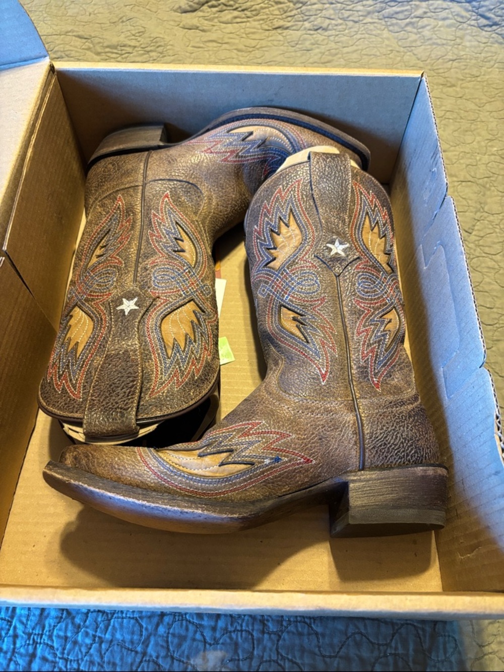 Ariat Women's Valencia Heeled Cowboy Boots in Tumbled Tawny Brown